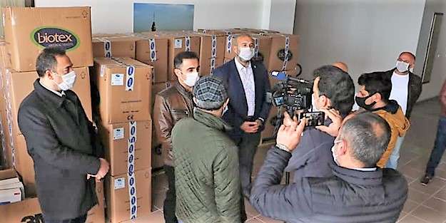 Ardeşen Eğitim K&uuml;lt&uuml;r ve Dayanışma Vakfı'ndan Tıbbi Malzeme Desteği