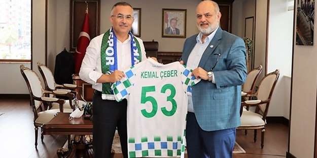 &Ccedil;AYKUR Rizespor&rsquo;dan Vali Kemal &Ccedil;eber'e Forma