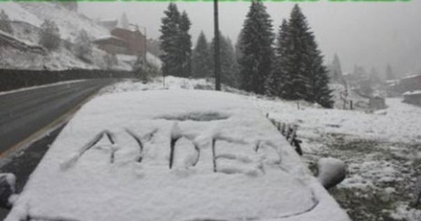 Ayder Yaylası'na Kar Yağdı
