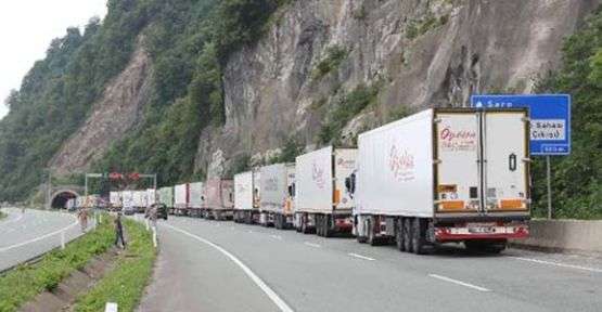 Gürcistan'dan, Türk Tırlarına Sınırlama