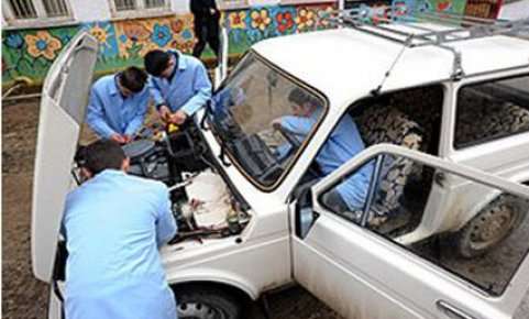 Kolaysa şimdi kaçır!