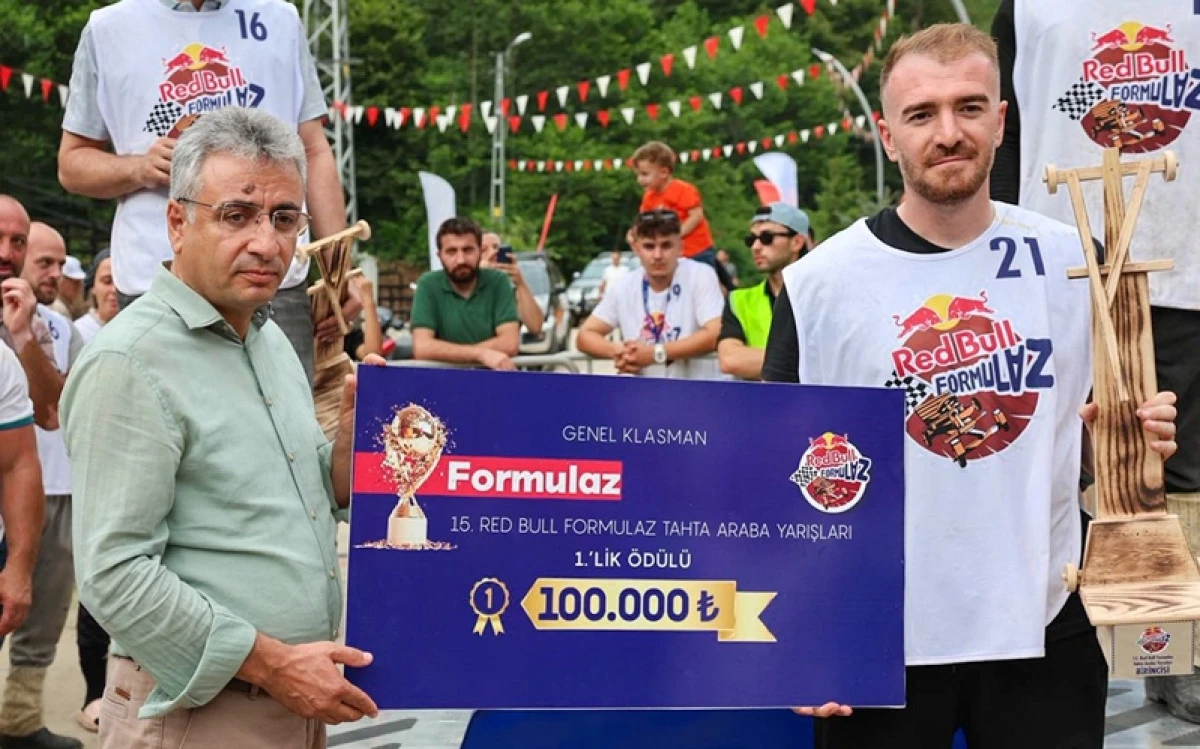 Tahta Arabalar, Red Bull Formulaz'da Yarıştı